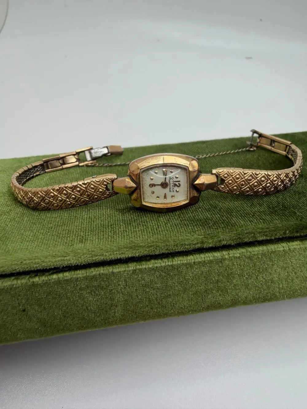 vintage Gotham Aristocrat ladies' watch features a 10k gold-filled